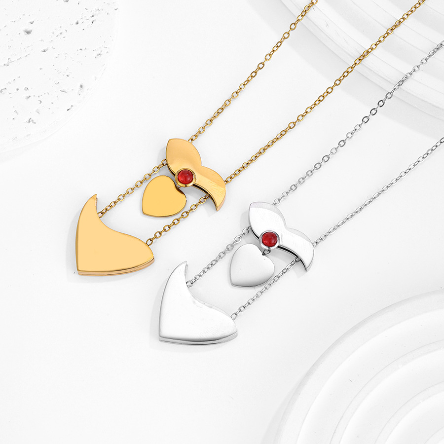 Collana con Ciondolo a Forma d - Birth Flower Necklace recensione e prezzo