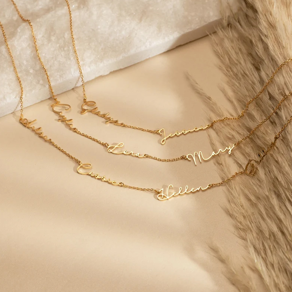 Lemegeton Collana con nome per - Birth Flower Necklace recensione e prezzo